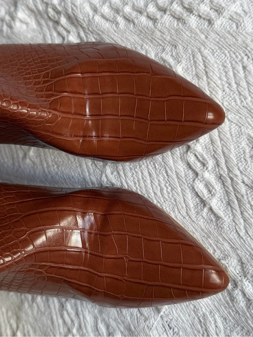 Women's Brown Croc-Embossed Pointed-Toe Heeled Ankle Boots